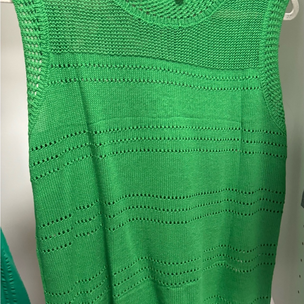 Evaless Green Knit Top
